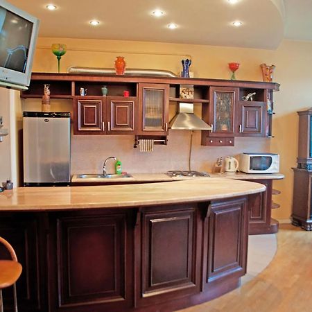 Two Bedroom Luxury Apartment 리비프 외부 사진