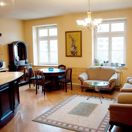 Two Bedroom Luxury Apartment 리비프 외부 사진