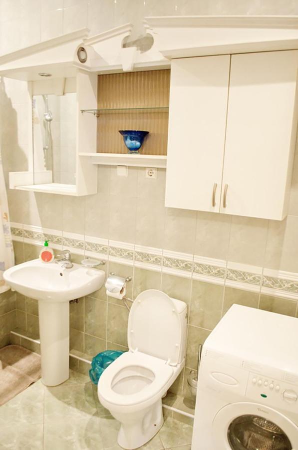 Two Bedroom Luxury Apartment 리비프 외부 사진